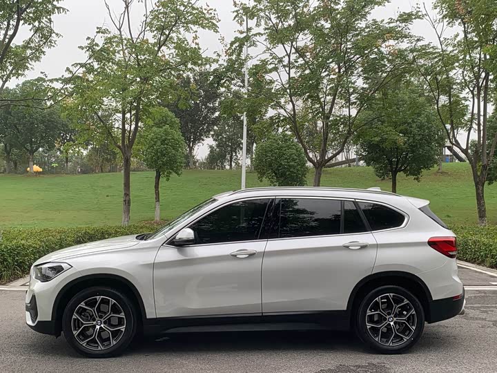 Zdjęcie 4 - BMW X1