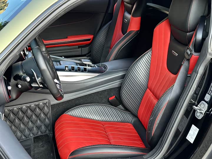 Фото 5 - Mercedes-Benz AMG GT