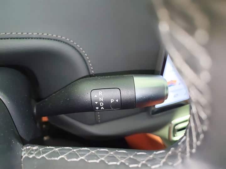 Фото 14 - LiXiang L6