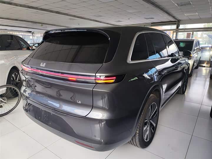 Фото 7 - LiXiang L6