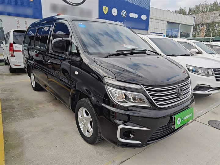 Фото 4 - Dongfeng Forthing Lingzhi M5