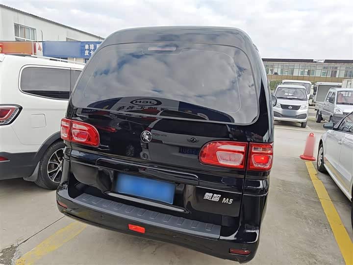 Фото 6 - Dongfeng Forthing Lingzhi M5
