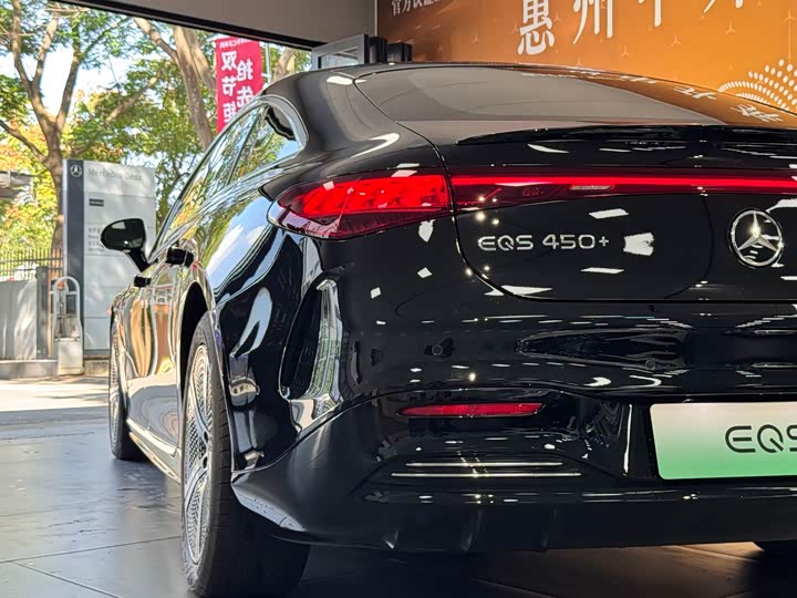 Фото 23 - Mercedes-Benz EQS