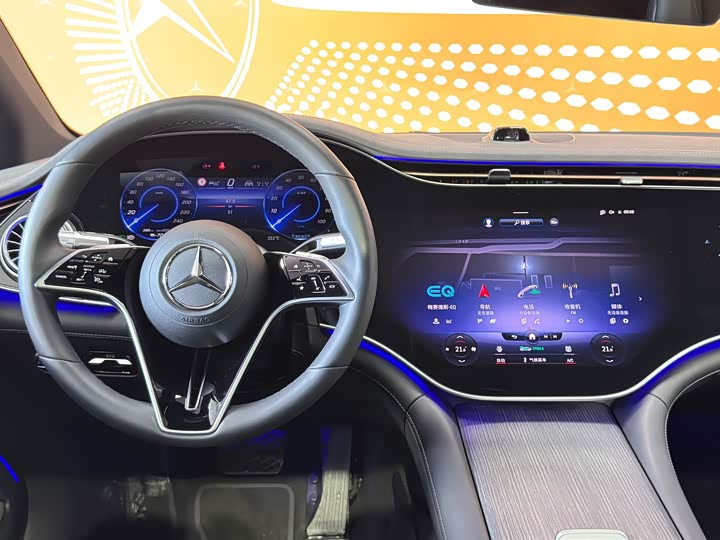 Фото 6 - Mercedes-Benz EQS