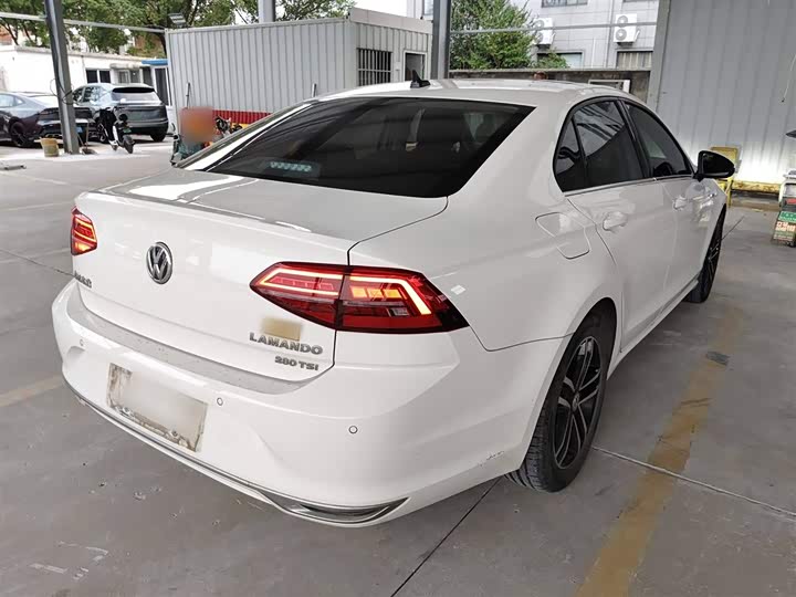 Фото 7 - Volkswagen Lamando L