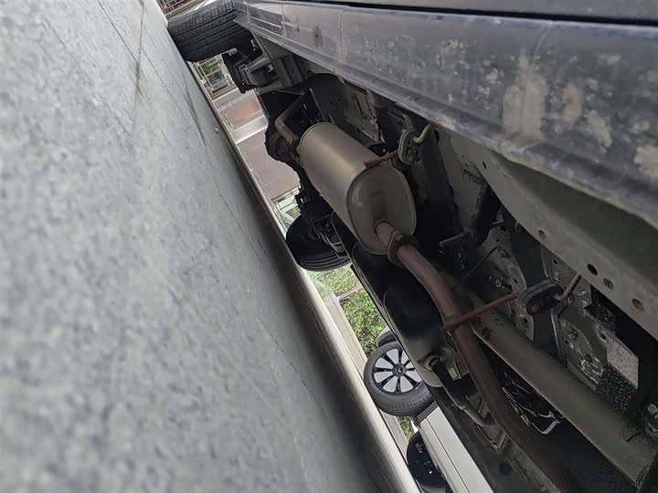 Фото 16 - Dongfeng Forthing Lingzhi M5