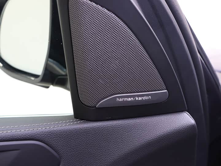 Фото 18 - BMW X5