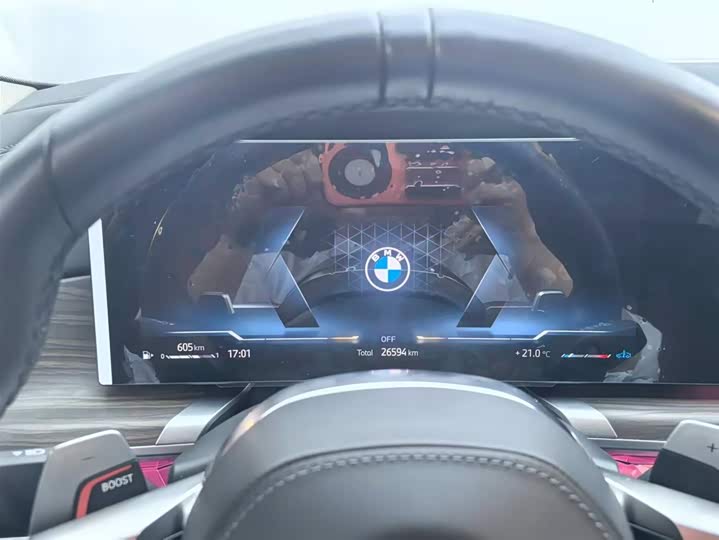 Фото 12 - BMW 7 Series