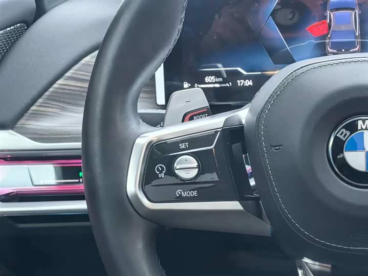 Фото 15 - BMW 7 Series