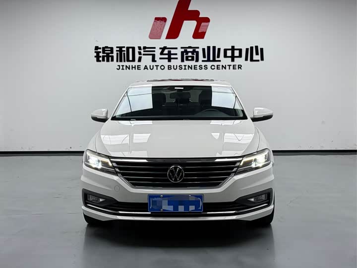 Фото 2 - Volkswagen Lavida