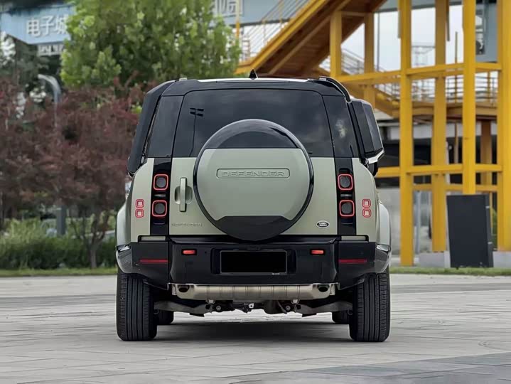 Фото 5 - Land Rover Defender