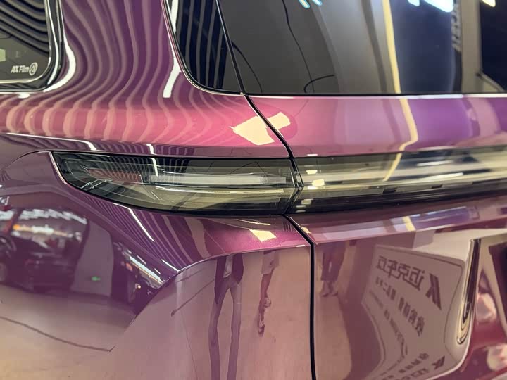 Фото 22 - LiXiang L9