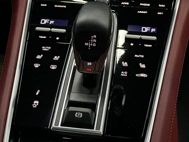 Фото 13 - Porsche Panamera