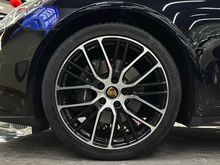 Фото 7 - Porsche Panamera