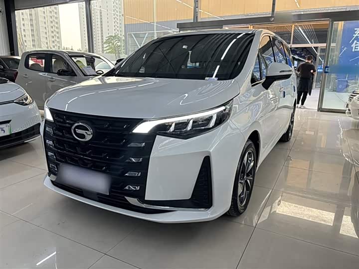 Фото 1 - GAC Trumpchi M6