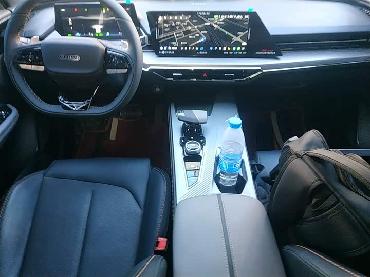 Фото 14 - Changan Oshan Z6 Hybrid