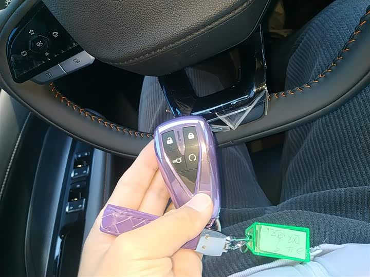 Фото 9 - Changan Oshan Z6 Hybrid