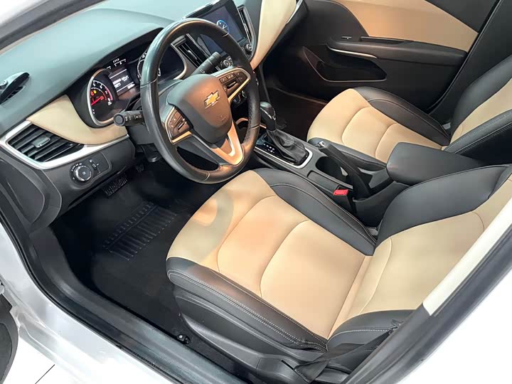 Фото 8 - Chevrolet Monza