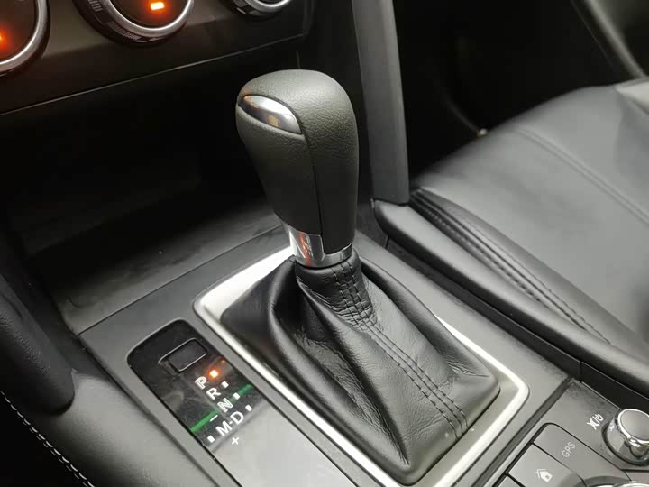 Фото 11 - Mazda CX-4