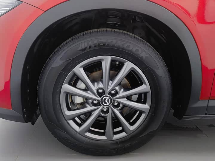 Фото 12 - Mazda CX-4