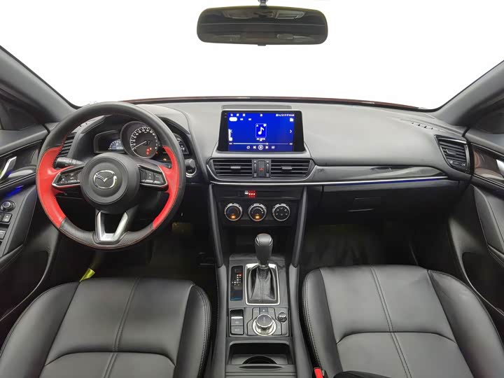 Фото 7 - Mazda CX-4