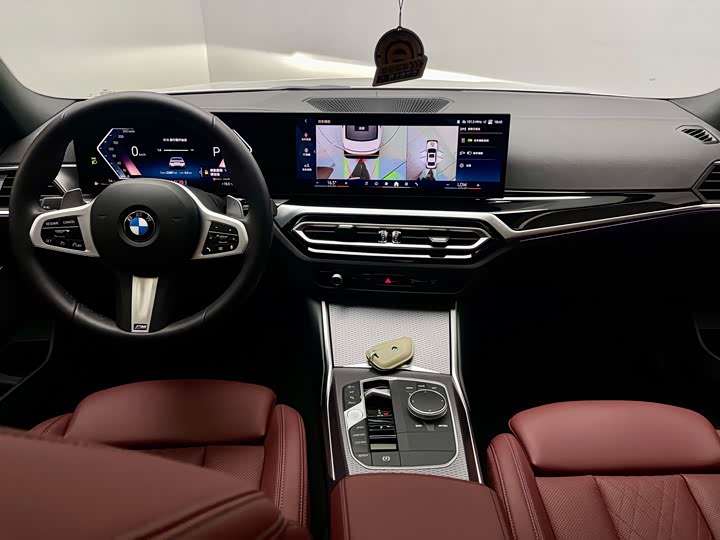 Фото 16 - BMW 3 Series