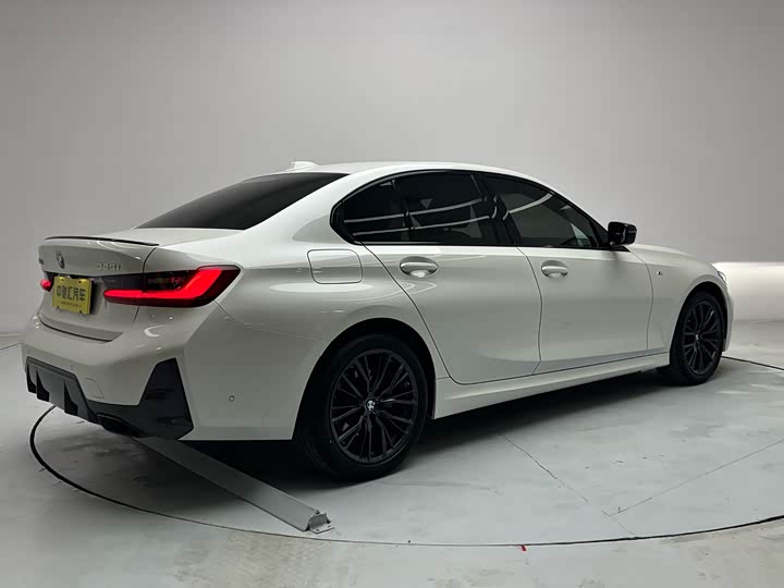 Фото 20 - BMW 3 Series