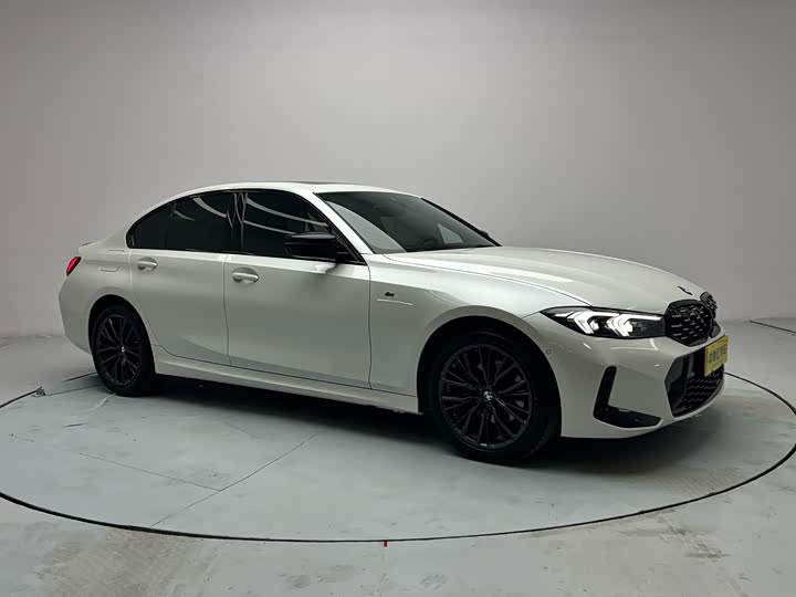 Фото 3 - BMW 3 Series