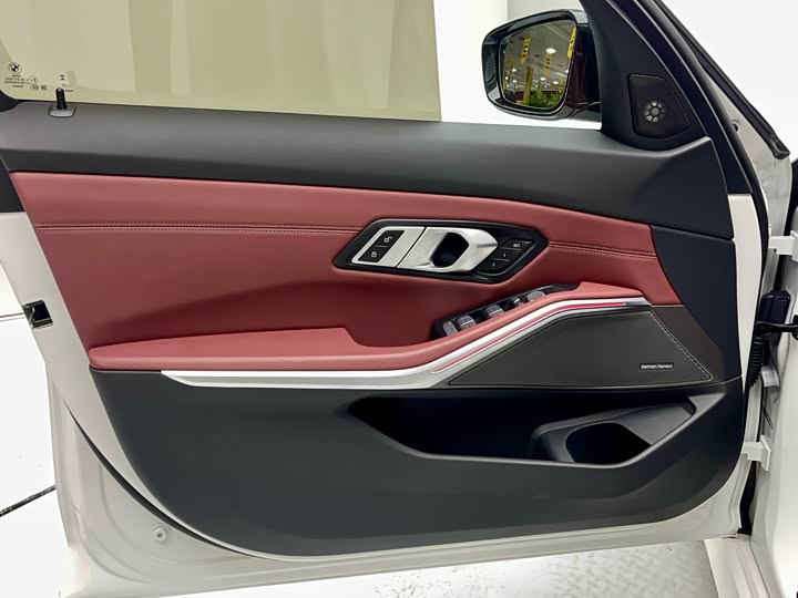 Фото 7 - BMW 3 Series