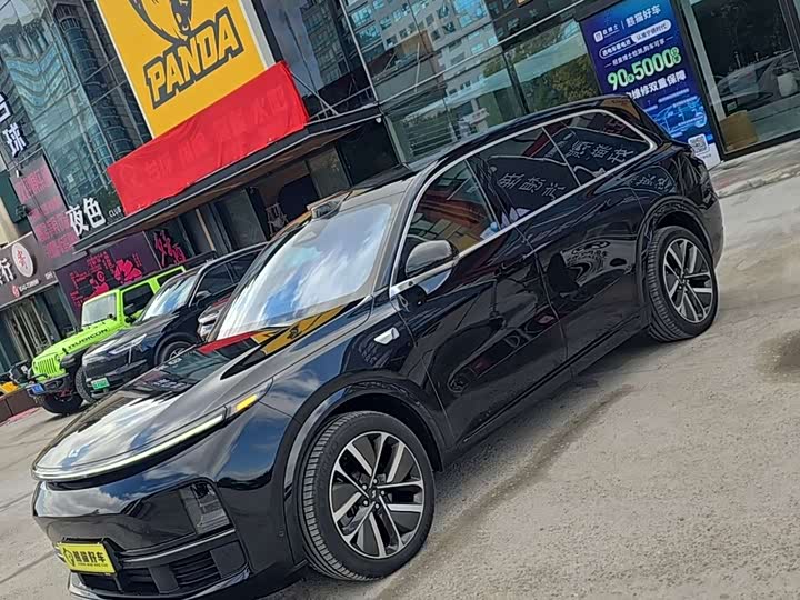 Фото 2 - LiXiang L9