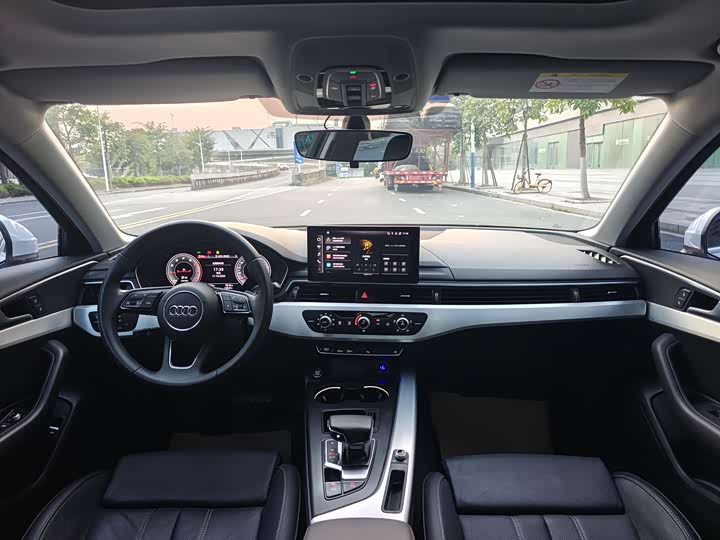 Фото 9 - Audi A4L