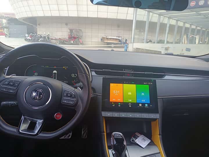 Фото 8 - MG Motor 6