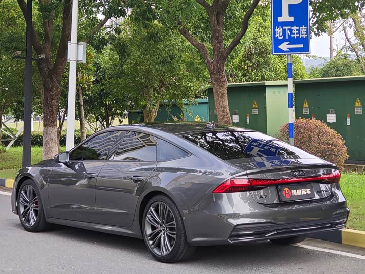 Фото 4 - Audi A7