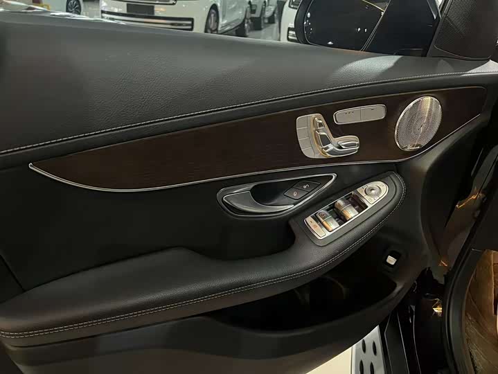 Фото 6 - Mercedes-Benz GLC-Class