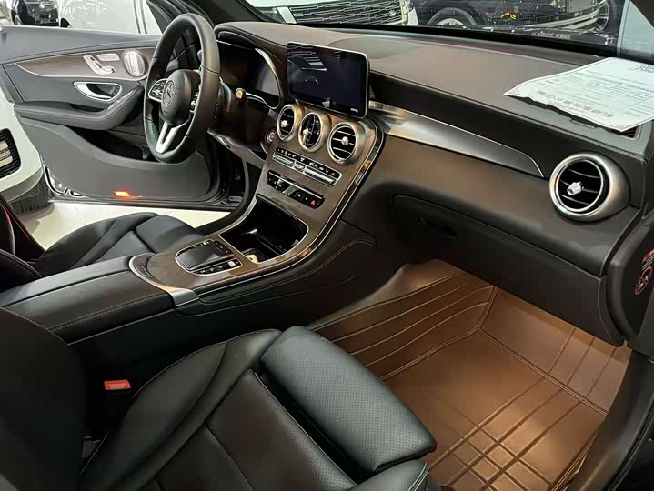 Фото 7 - Mercedes-Benz GLC-Class