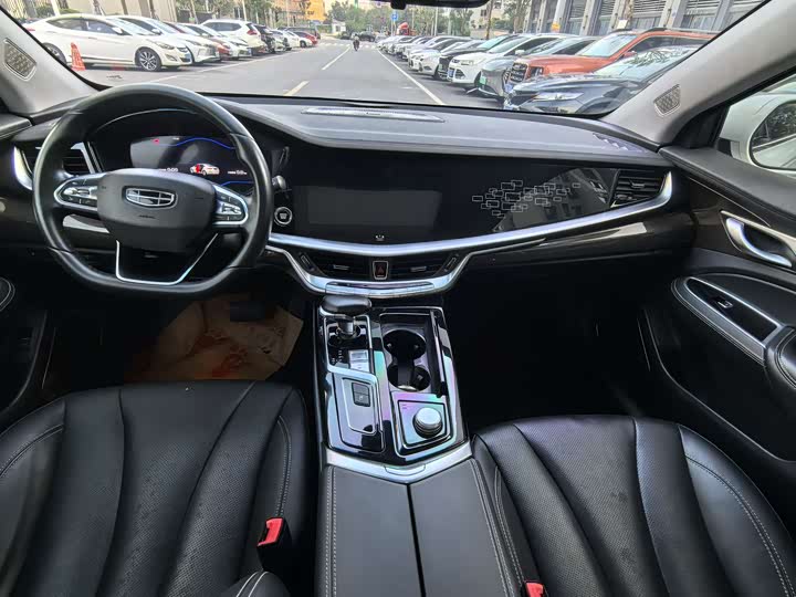 Фото 5 - Geely Emgrand GT