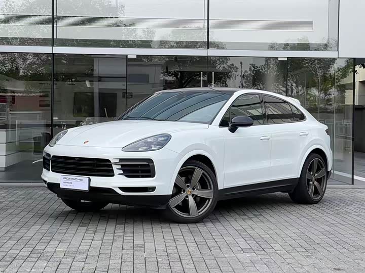 Фото 1 - Porsche Cayenne
