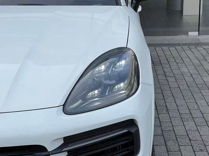 Фото 22 - Porsche Cayenne