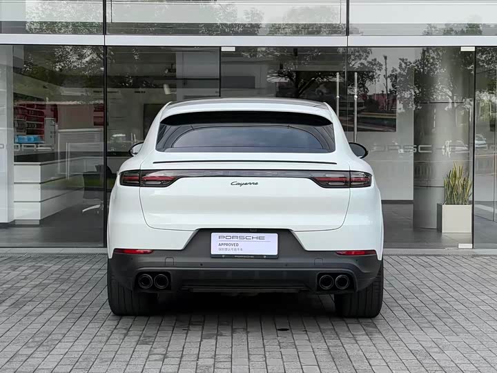 Фото 5 - Porsche Cayenne