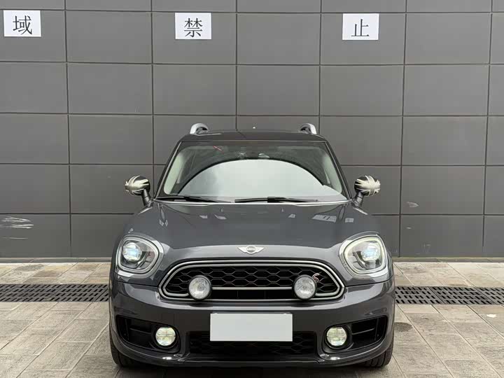 Фото 1 - Mini Countryman