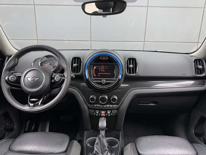 Фото 13 - Mini Countryman