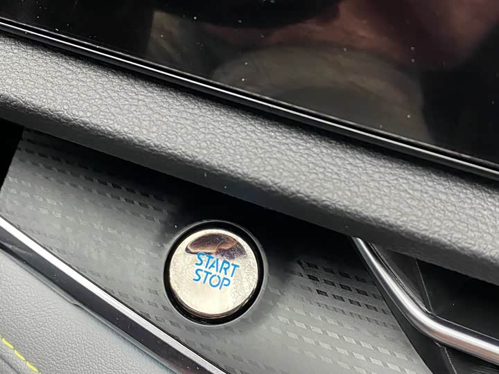 Фото 5 - Ford Equator Sport Hybrid