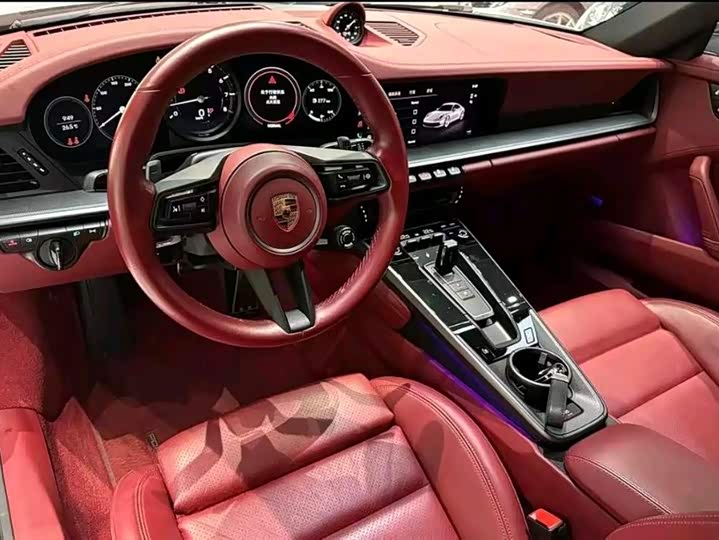 Фото 4 - Porsche 911