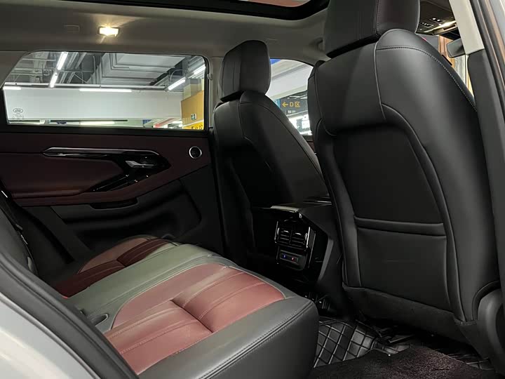 Фото 13 - Land Rover Range Rover Evoque L