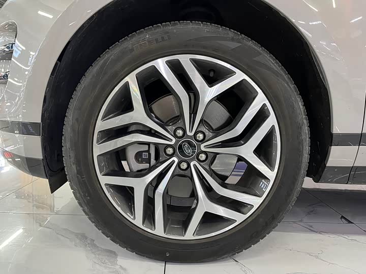 Фото 7 - Land Rover Range Rover Evoque L