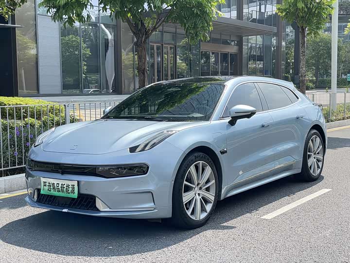 Фото 1 - Zeekr 001