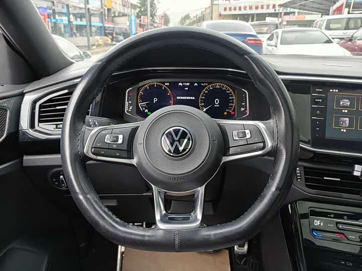 Фото 10 - Volkswagen Tayron