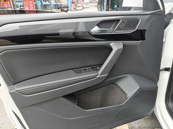 Фото 6 - Volkswagen Tayron