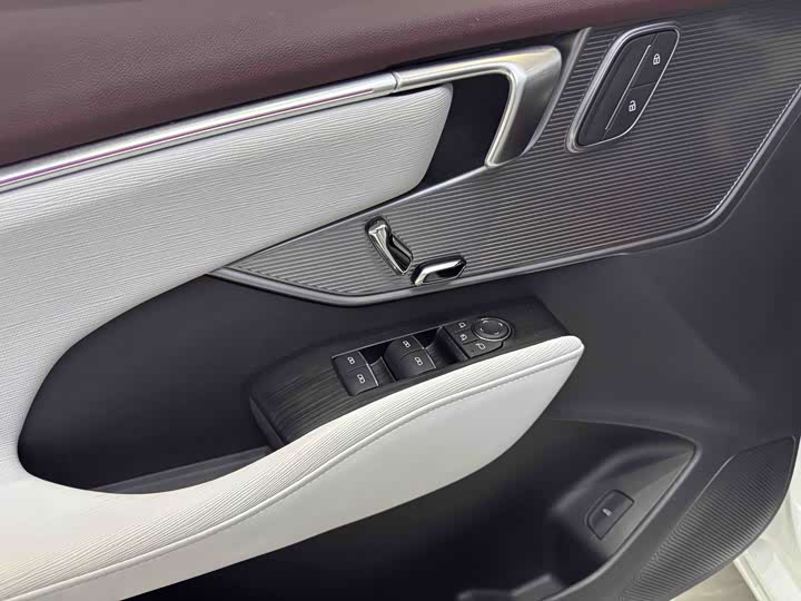 Фото 14 - Buick LaCrosse