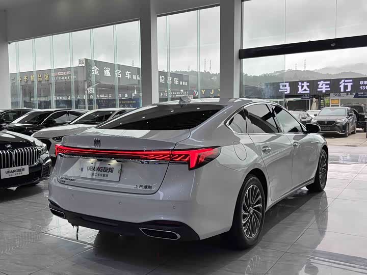 Фото 4 - Buick LaCrosse